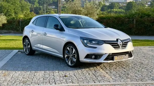 Renault Mégane 2019 BLUE dCi 115 BOSE EDITION
