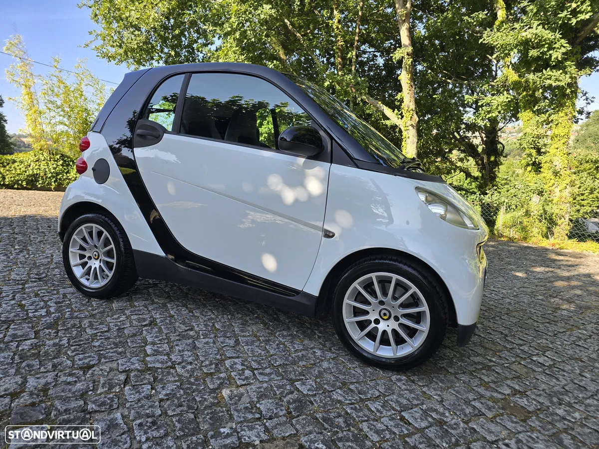 Smart ForTwo Coupé 1.0 Passion 61