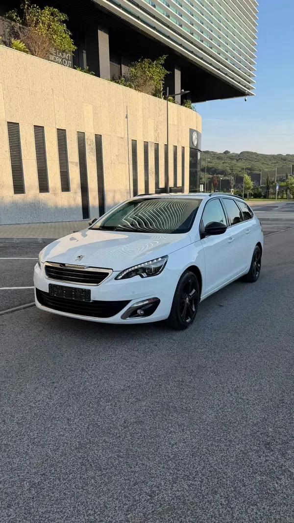 Peugeot 308 SW 2015 1.5 BlueHDi Active