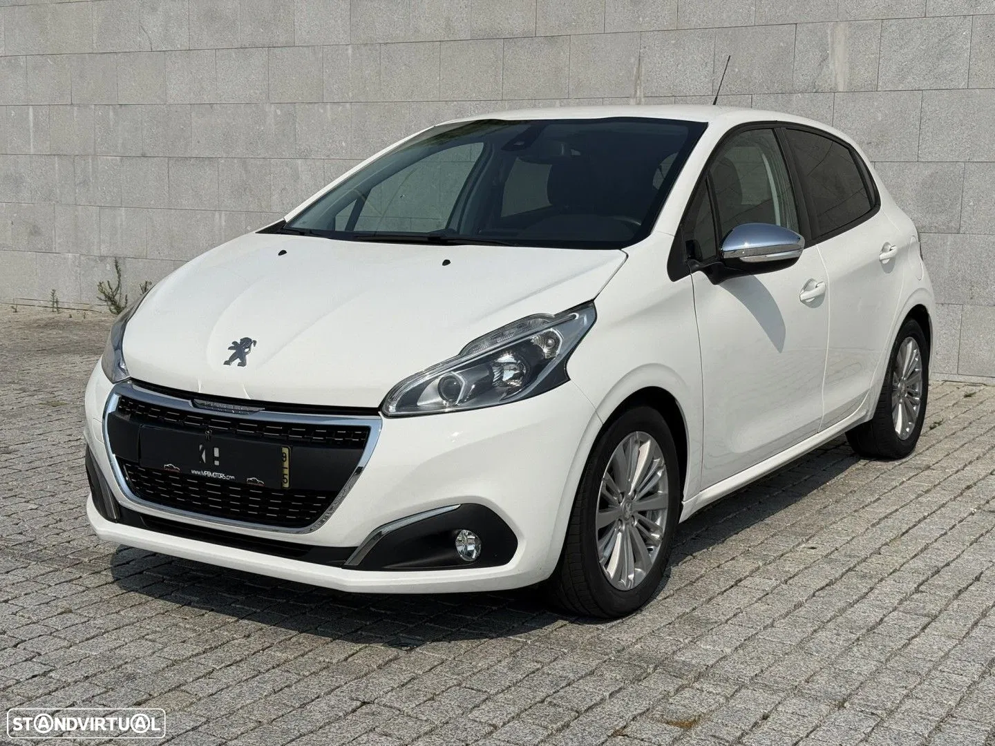 Peugeot 208 1.2 PureTech Signature