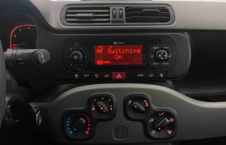 FIAT - Panda - Panda 1.2 Waze S S