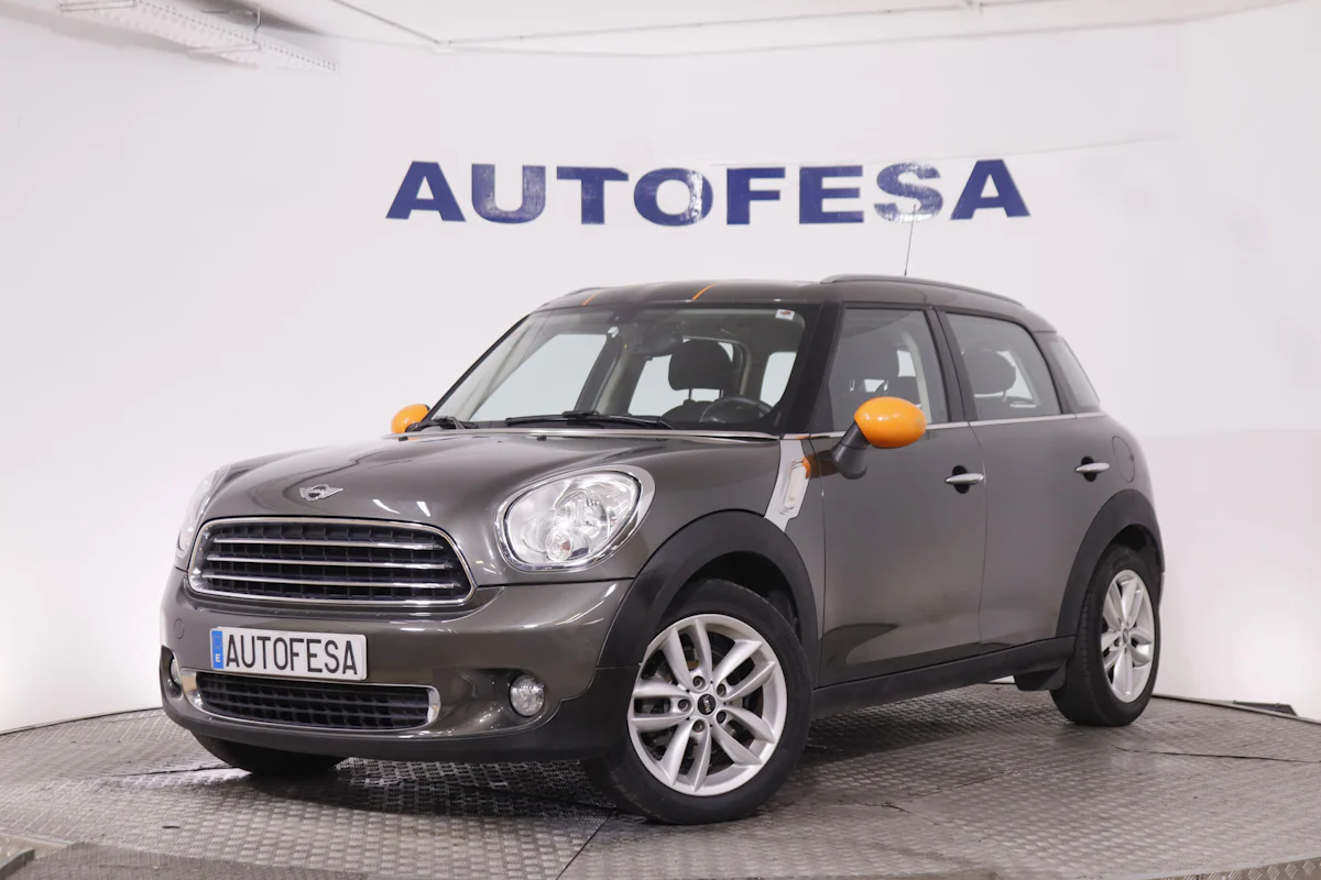 Mini Cooper D Countryman 2.0D AUTO 110CV 5P # PARKTRONIC