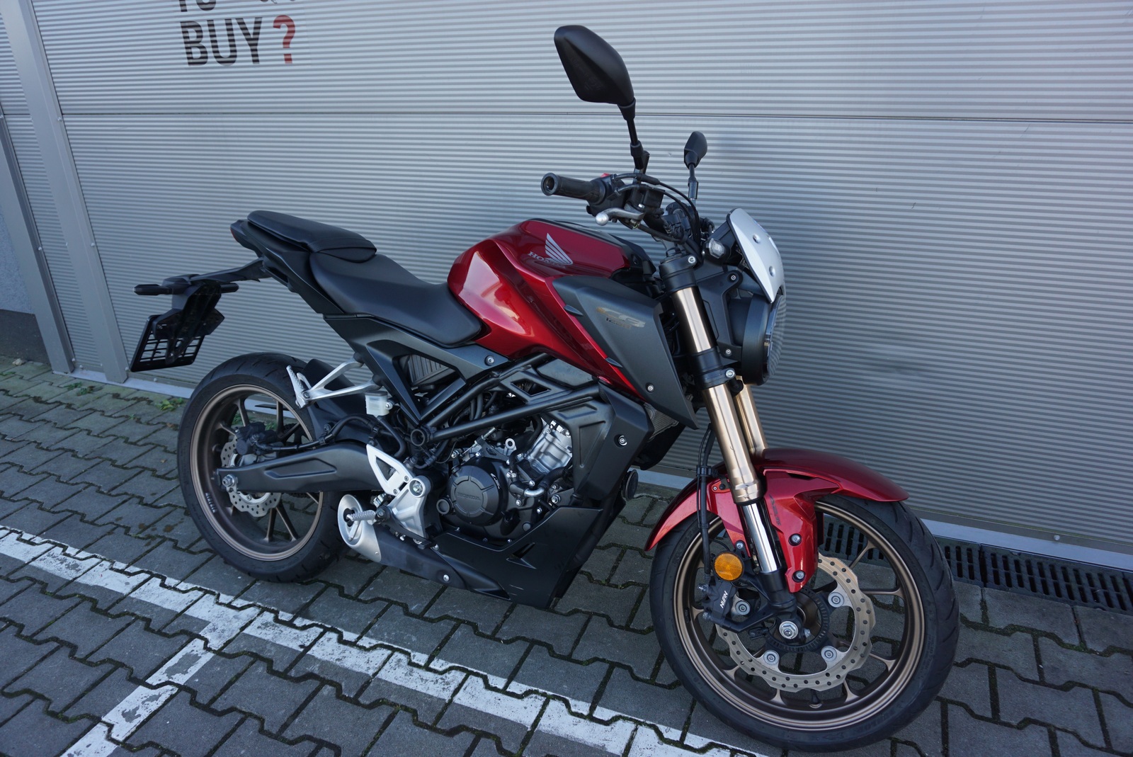 Honda CB 125 R RED