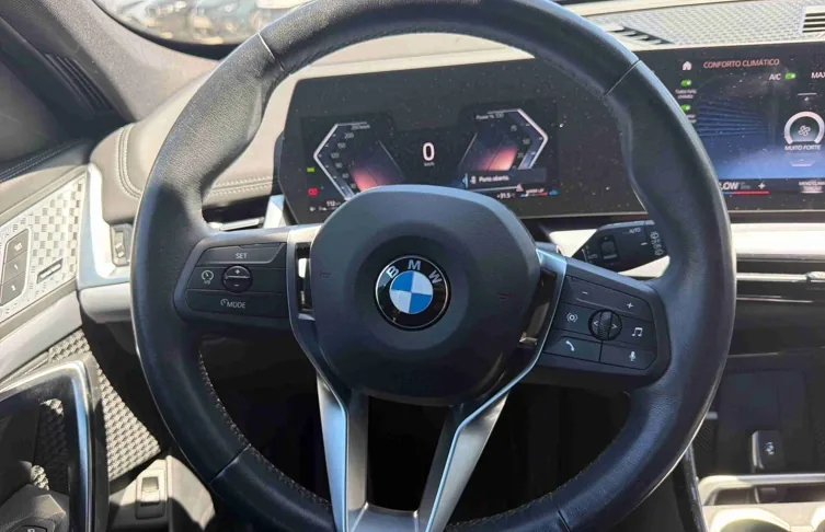 BMW - X1 - X1 sDrive18d xLine