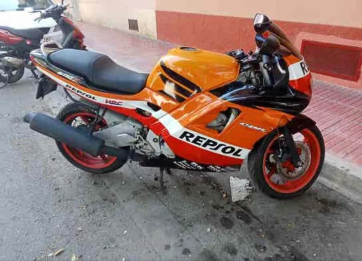 Honda CBR 600 f