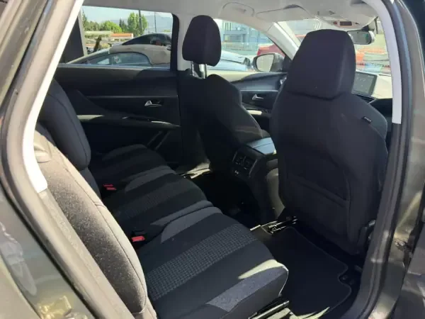 Peugeot 5008 2019 1.2 PureTech Allure Pack EAT8