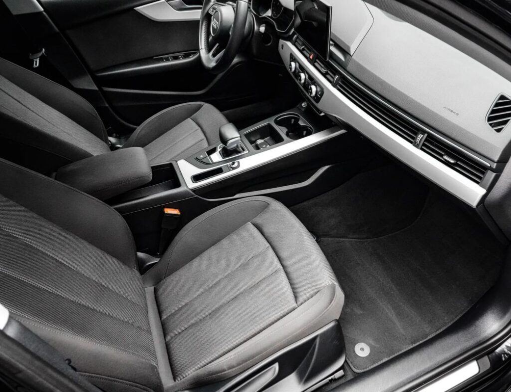 Audi A4, 2022, 150 CP, 100.000 KM, Automata