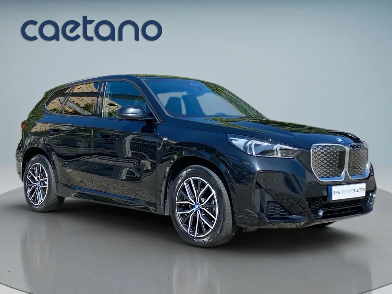 BMW iX1