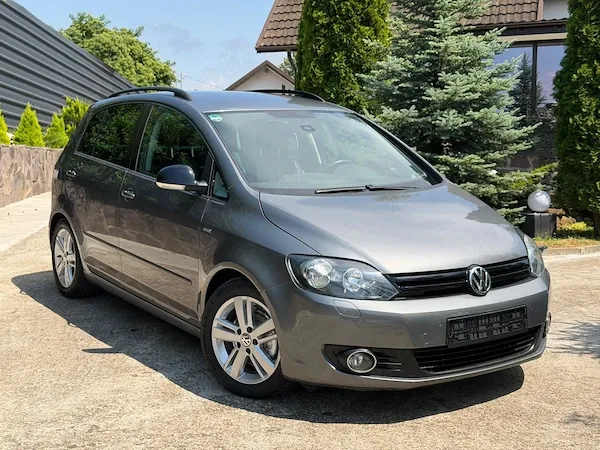 Golf 6 Plus 2013, 2.0 tdi 140 cp,Match,Semipiele, Dubluclimatronic,Navigatie Mare,Distributie ,
