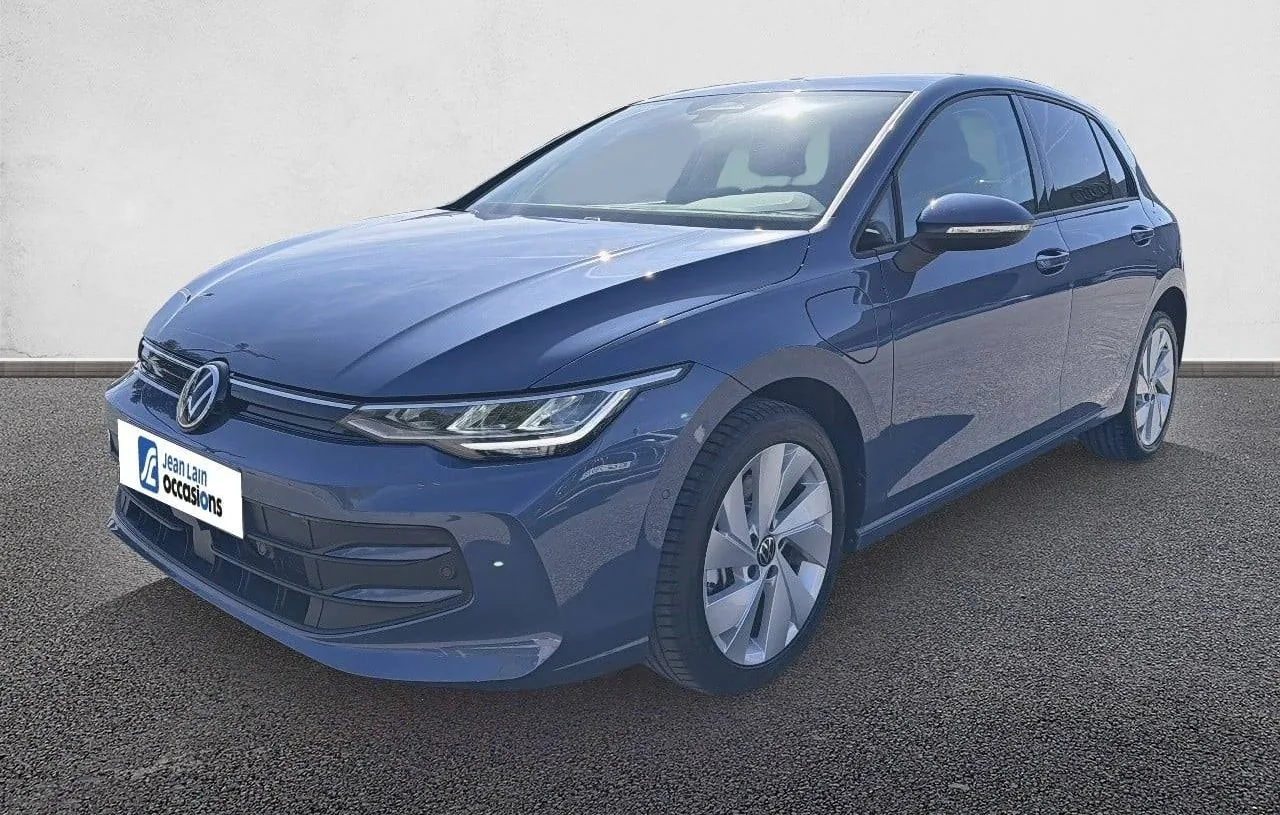 VOLKSWAGEN GOLF 1.5 eHybrid 204 DSG6 VW Edition
