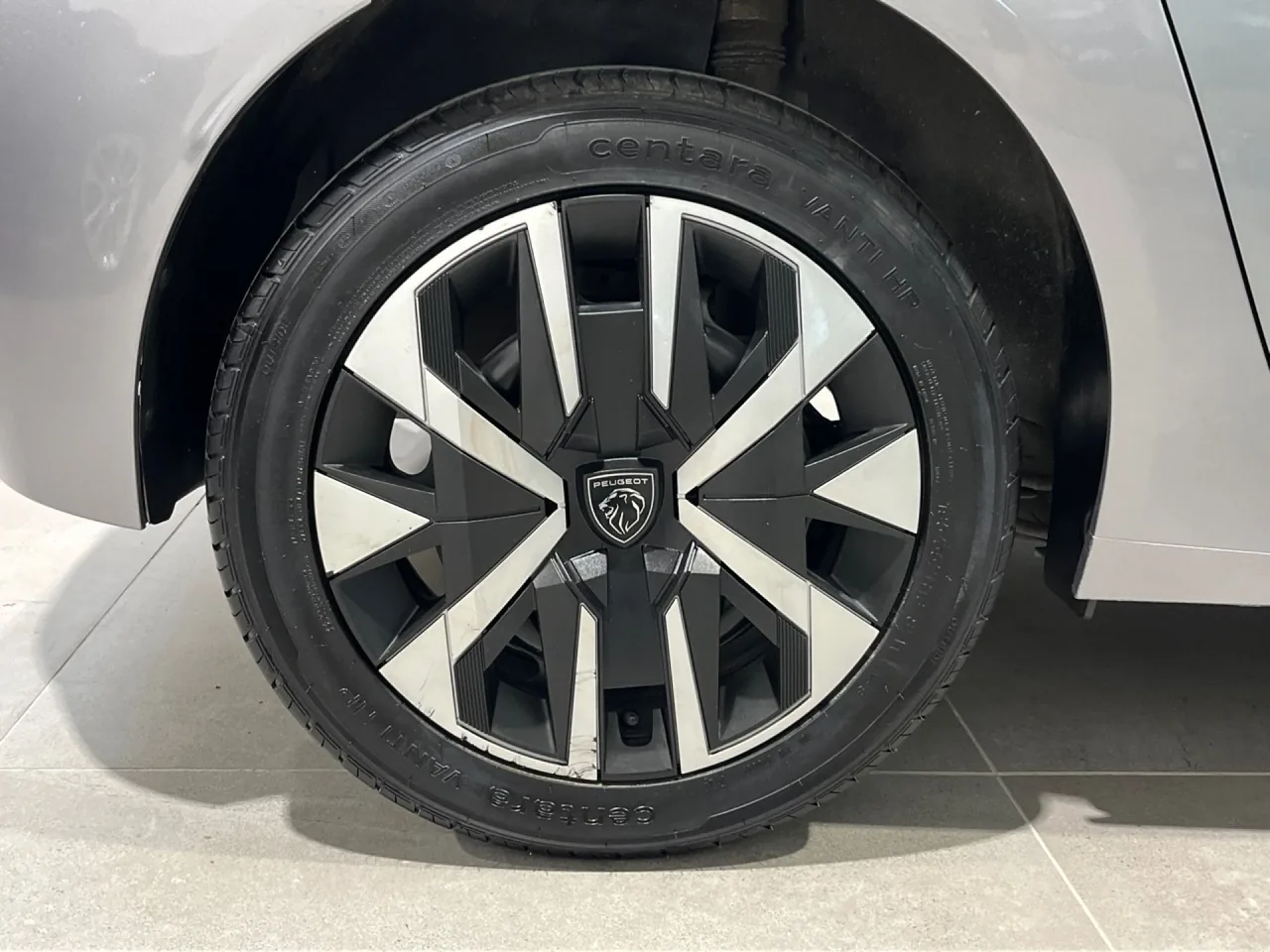 Peugeot 208 Active Puretech 75