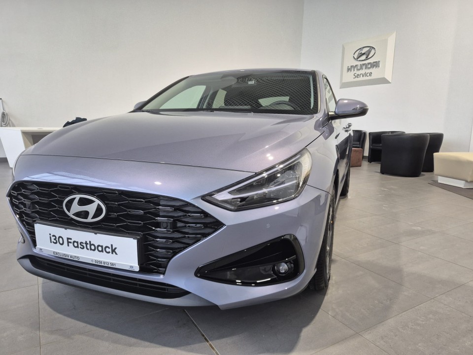 Hyundai Noul i30 Fastback 1.5T-GDi 140CP M-Hybrid 48V 7DCT Highway