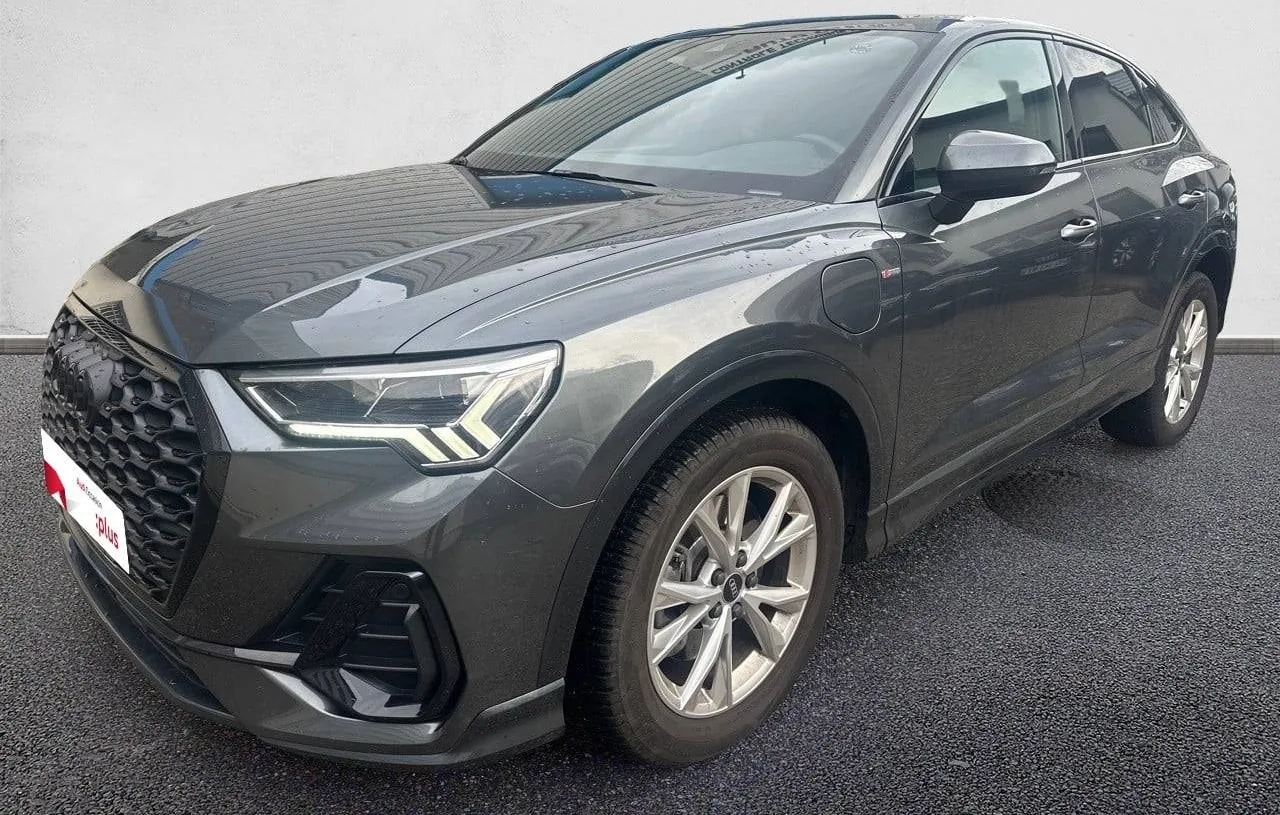 AUDI Q3 Sportback 45 TFSIe 245 ch S tronic 6 S line