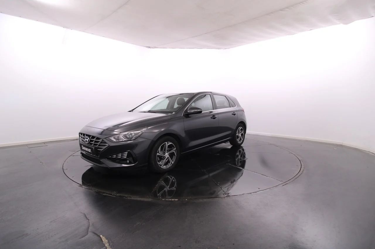 Hyundai i30 1.0 TGDi Style Plus / Vidros Escurecidos / Cam. Traseira / JLL16