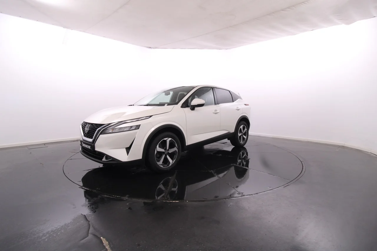 Nissan Qashqai 1.3 MHEV DIG-T N-Connecta 160cv Cx. Aut. / LED