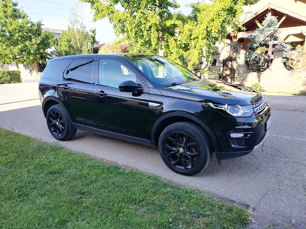 Land Rover Discovery Sport 2.0 D an 2017cu 180 cp,4x4,automat