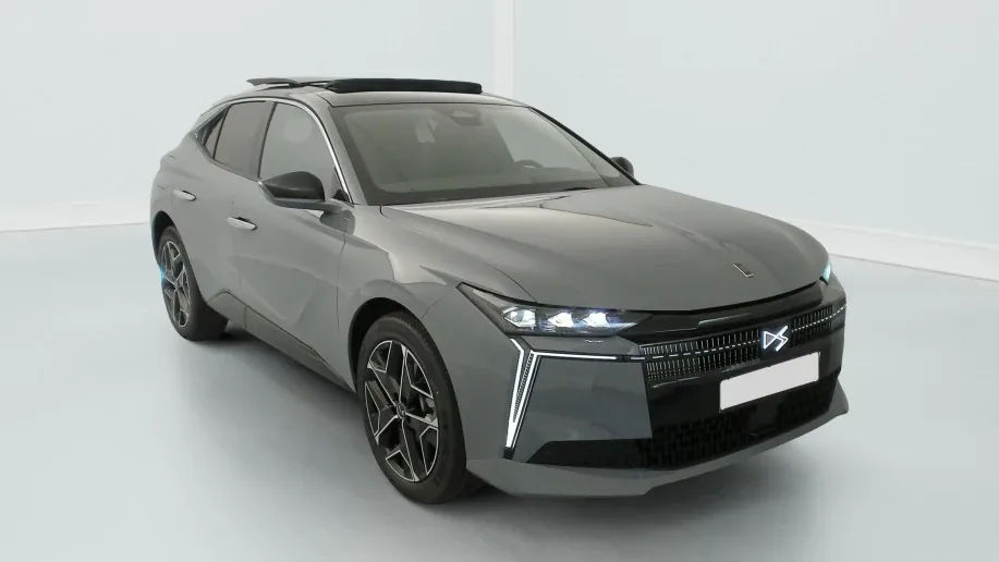 DS N°4 Hybride 145 e-DCT6 Etoile - Alcantara Zéro km immatriculé