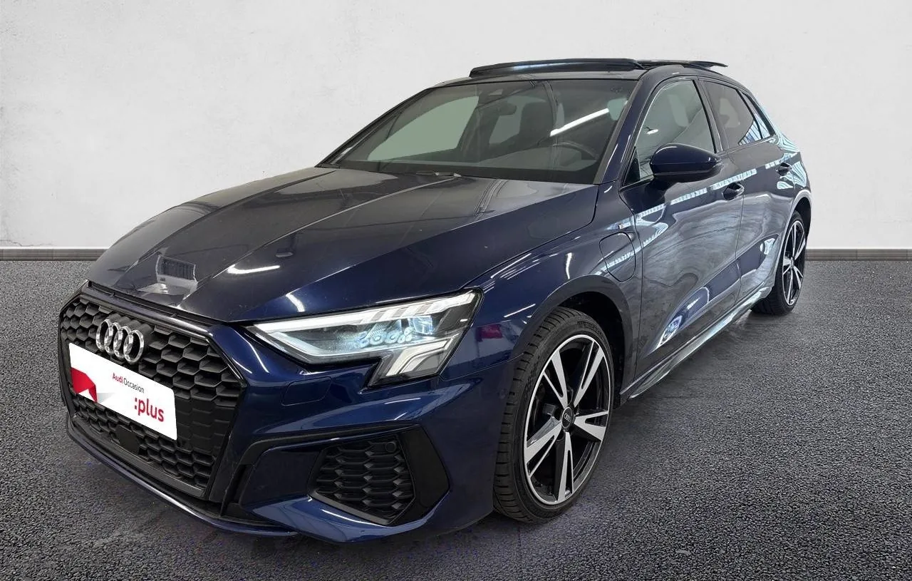 AUDI A3 Sportback 40 TFSIe 204 S tronic 6 S Line