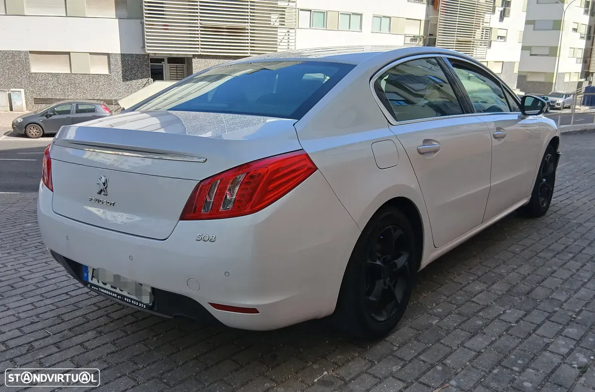 Peugeot 508 2.0 HDi Hybrid4 2-Tronic 85g