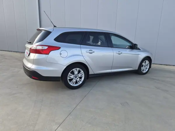 Ford Focus SW 2011 1.6 TDCi DPF S&S Titanium