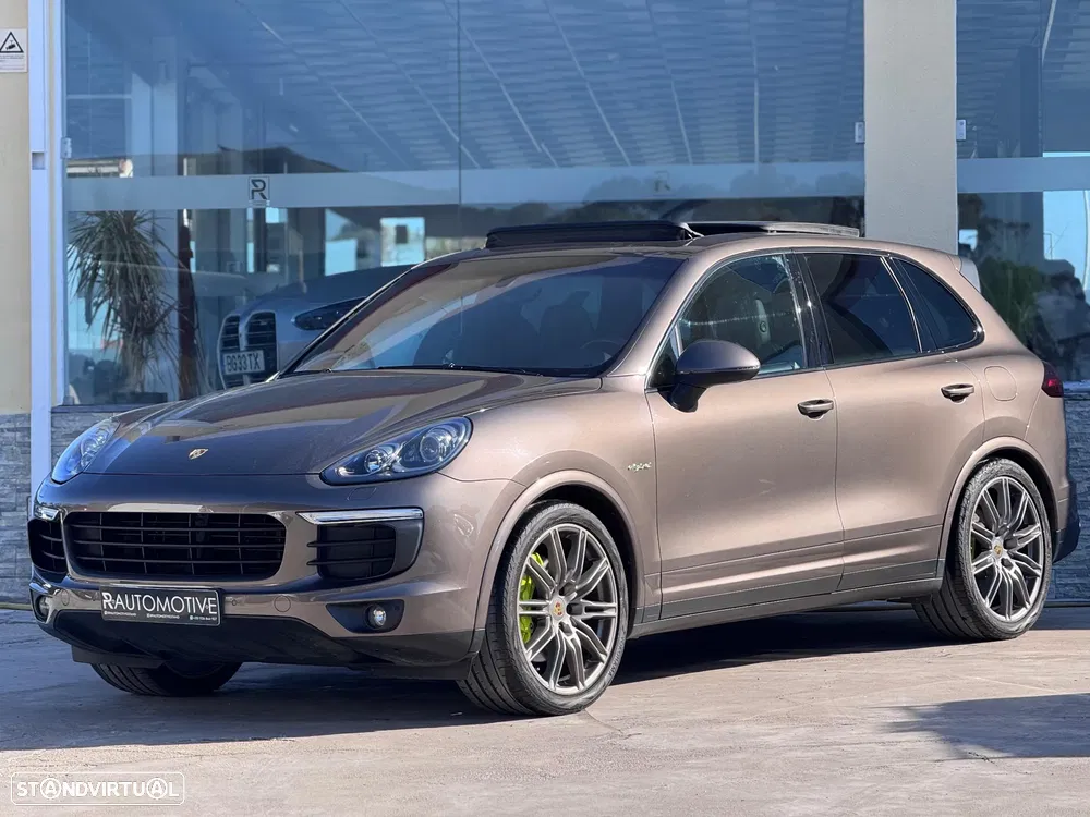 Porsche Cayenne S E-Hybrid