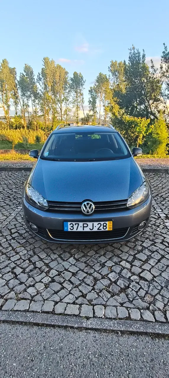 Volkswagen Golf Variant 2011 1.6 TDI DPF BlueMotion Style