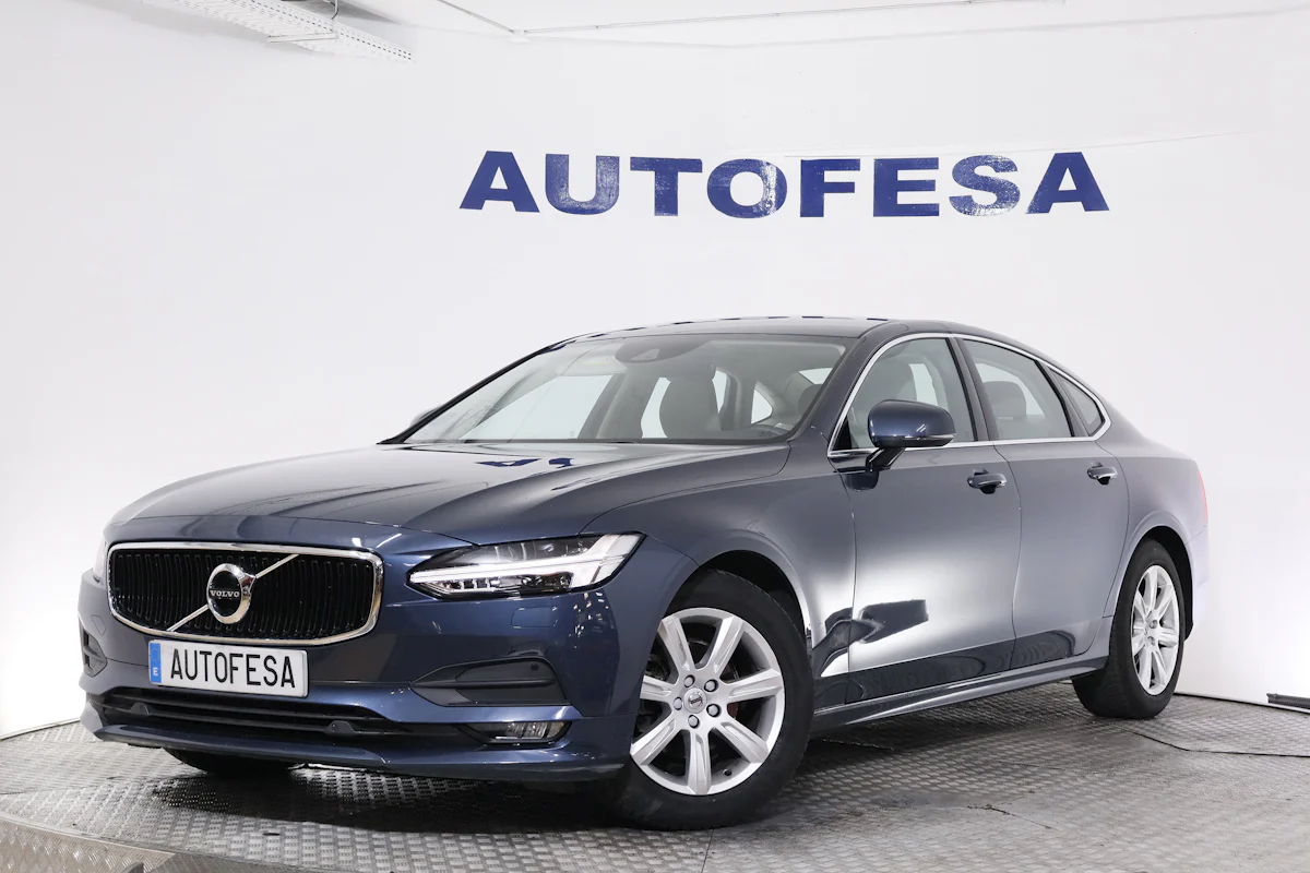 Volvo S90 D3 2.0 MOMENTUM 150CV AUTO 4P # NAVY, CUERO