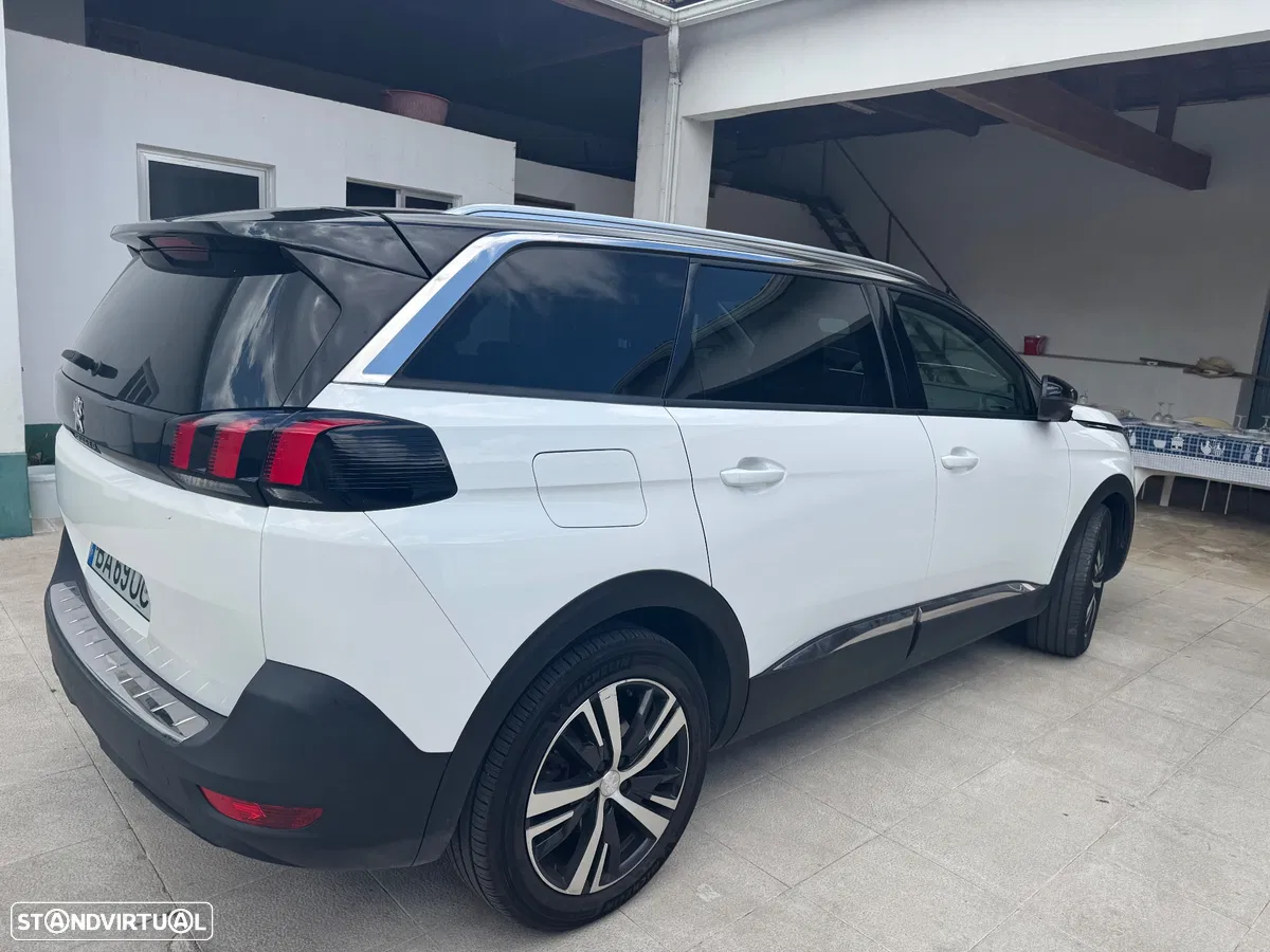Peugeot 5008 BlueHDI 130 EAT8 Allure Business-Pack