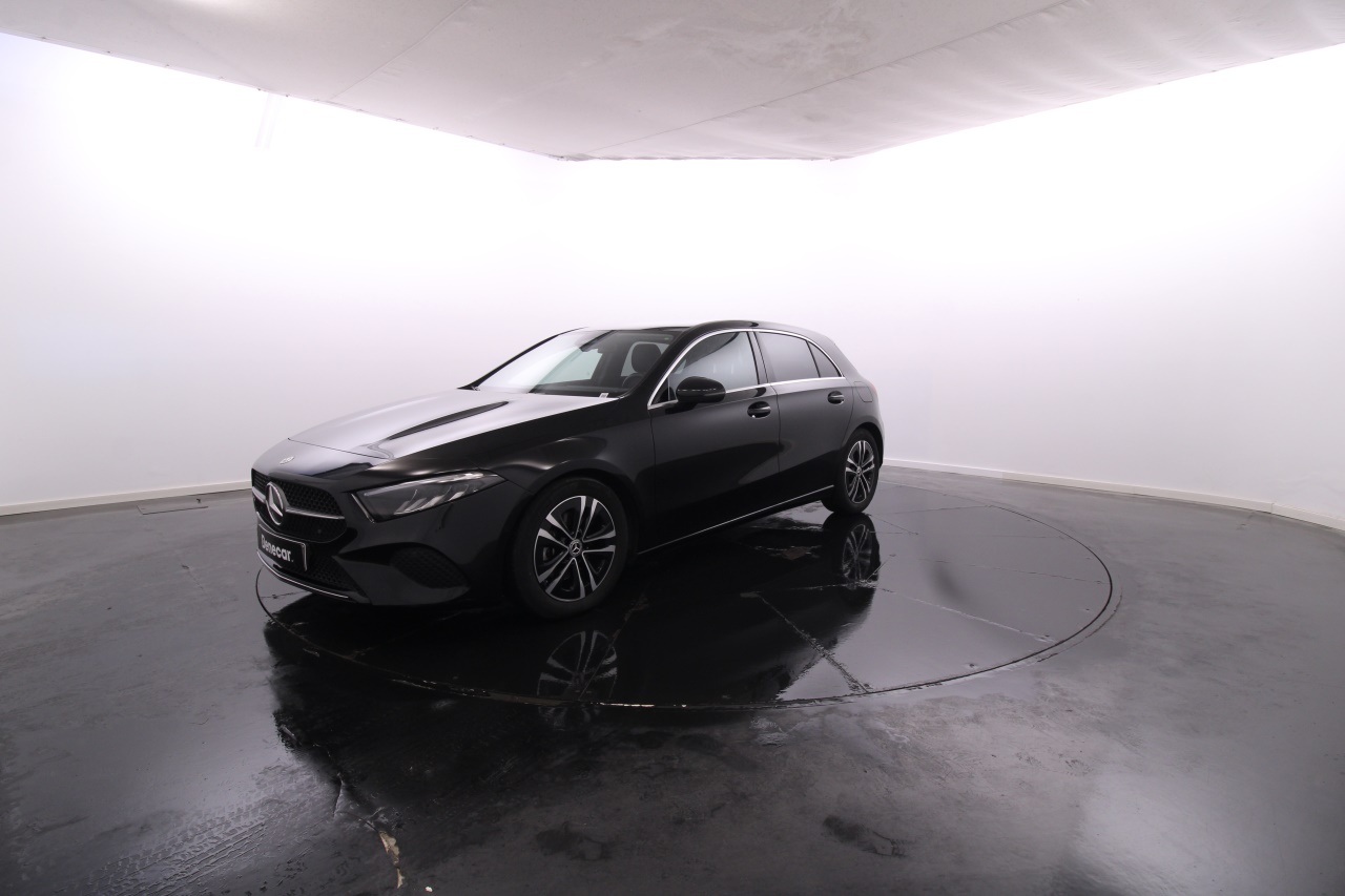 Mercedes-Benz Classe A - 200 Progressive Advanced Cx. Aut. / Vidros Escurecidos