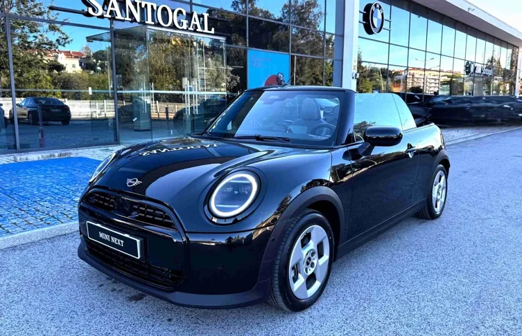 MINI - Mini Cabrio - Mini Cooper C Classic M