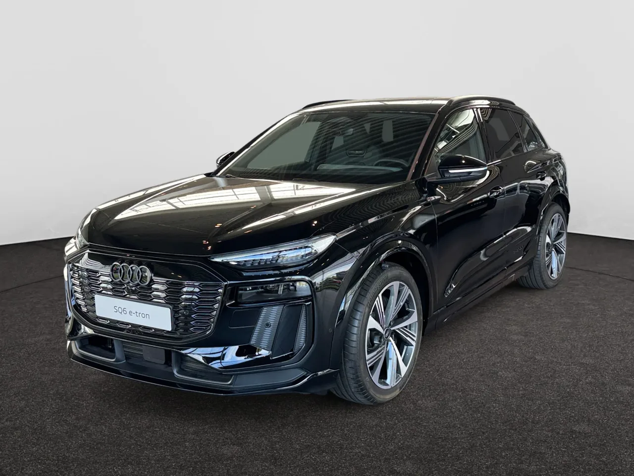 AUDI SQ6 e-tron SQ6*Pano*Luchtvering*21"*B&O*Heads-up*OLED