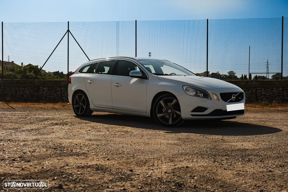 Volvo V60 2.0 D3 R-Design Start/Stop