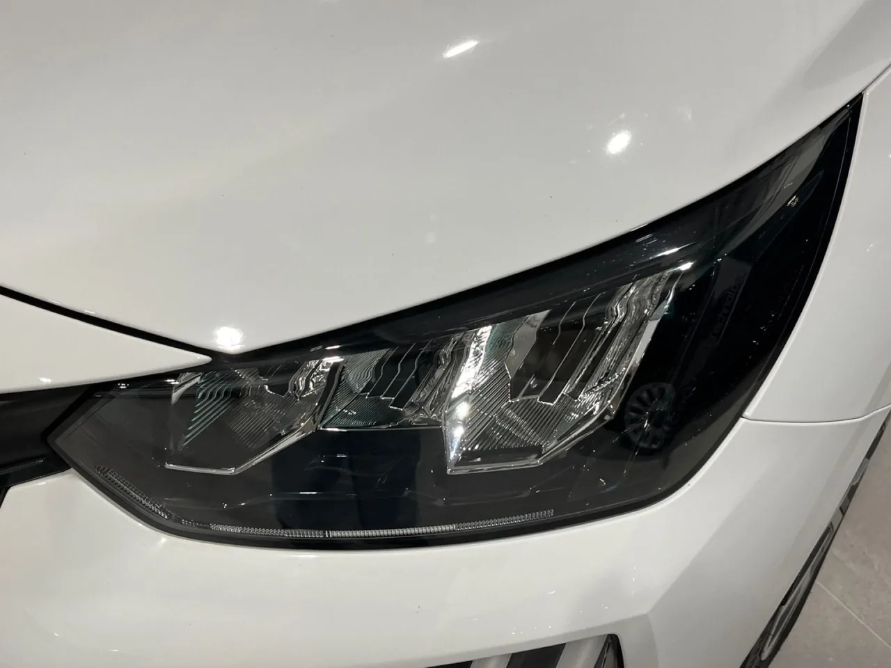 Peugeot 208 Active Puretech 75