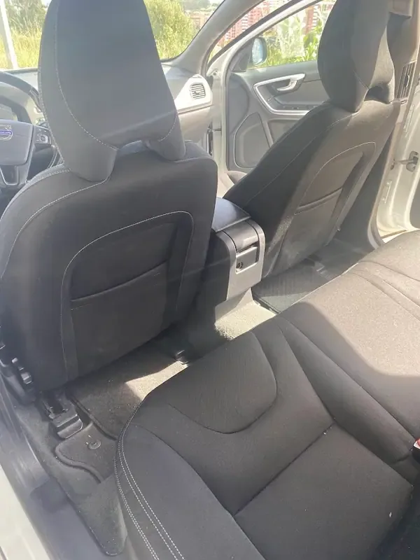 Volvo V60 2015 Momentum