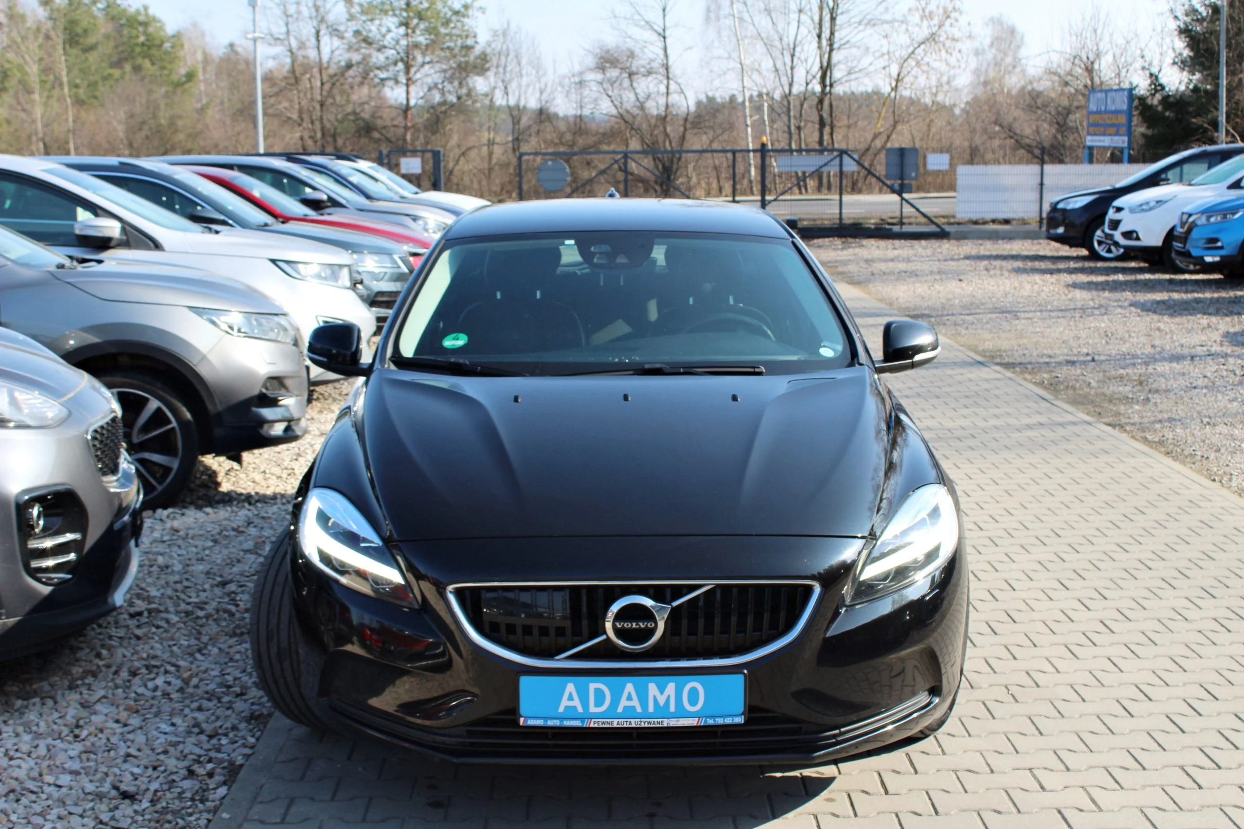 Volvo v40 D2. Automat.