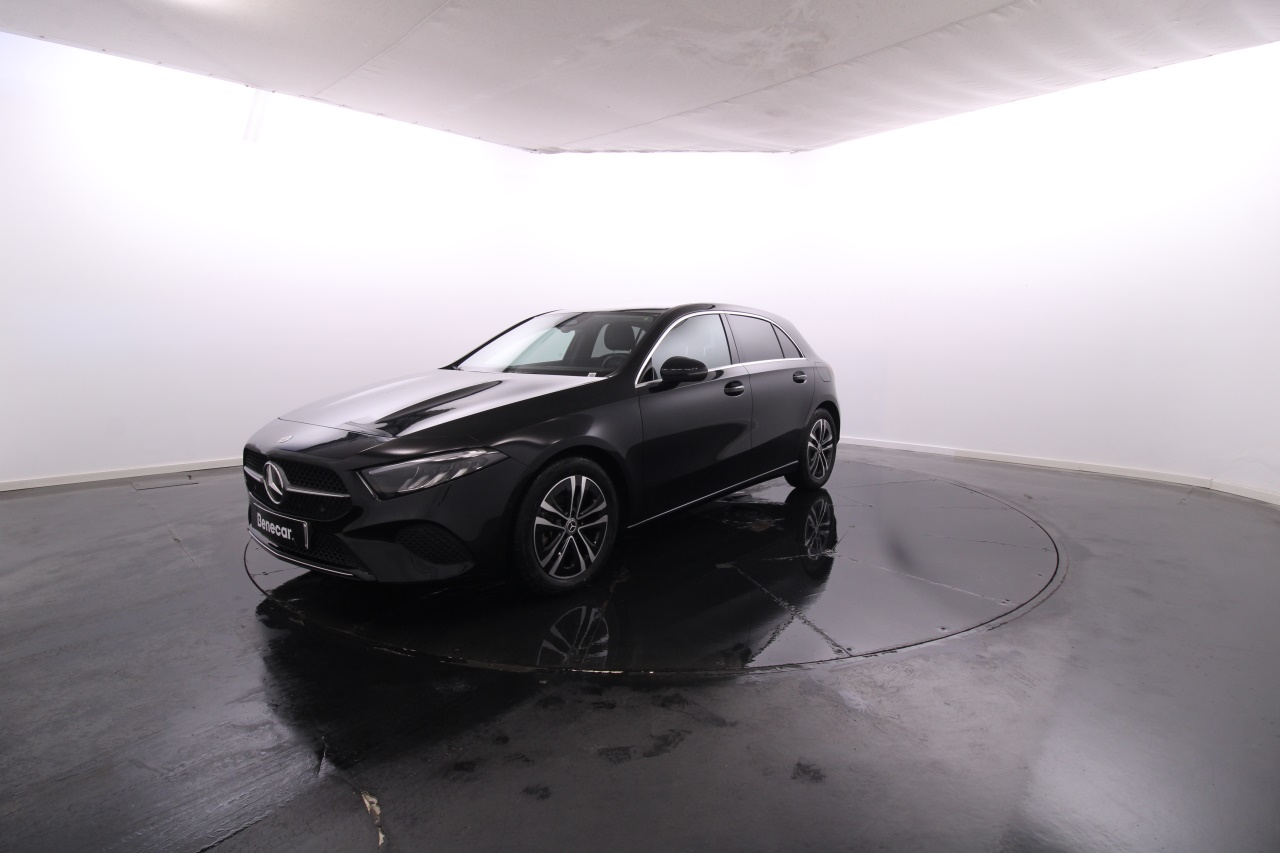 Mercedes-Benz Classe A - 200 d Progressive Advanced Cx. Aut. / Vidros Escurecidos