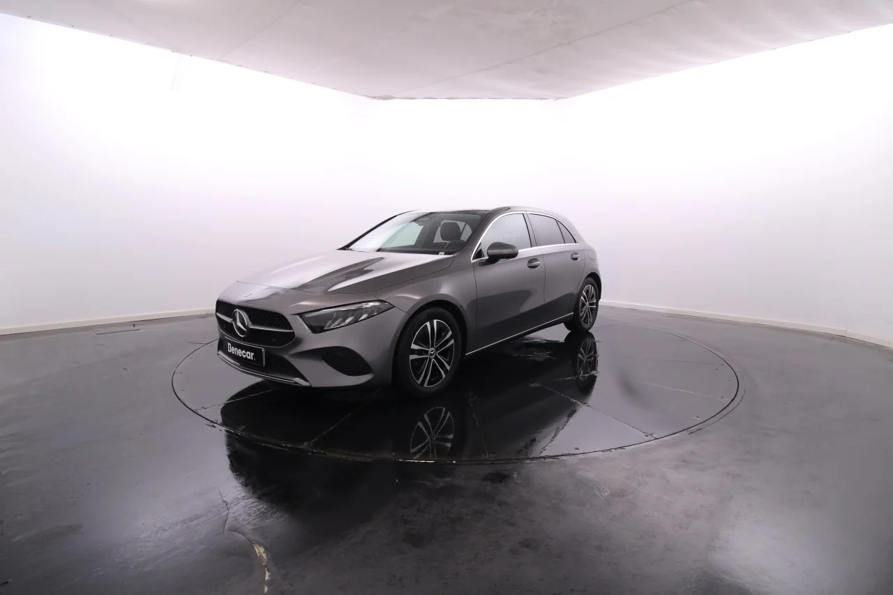 Mercedes-Benz Classe A - 200 Progressive Advanced / Vidros Escurecidos
