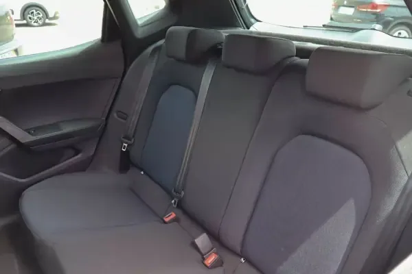 SEAT Arona 2023 1.0 TSI FR
