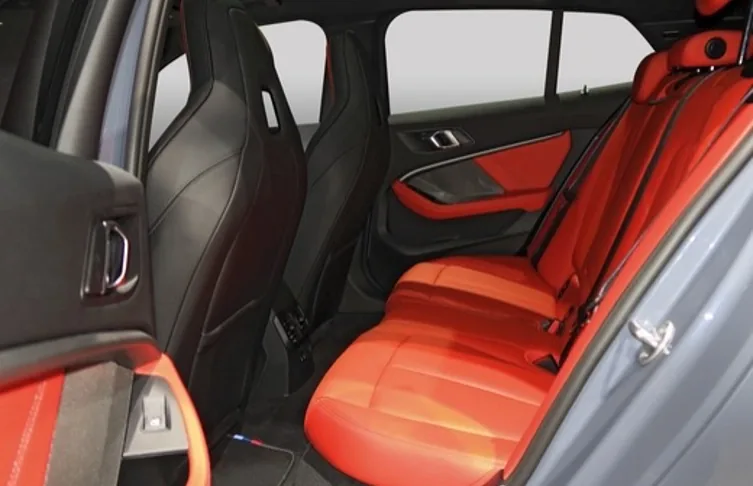 BMW - Série 1 - 116 d Pack Desportivo M Auto