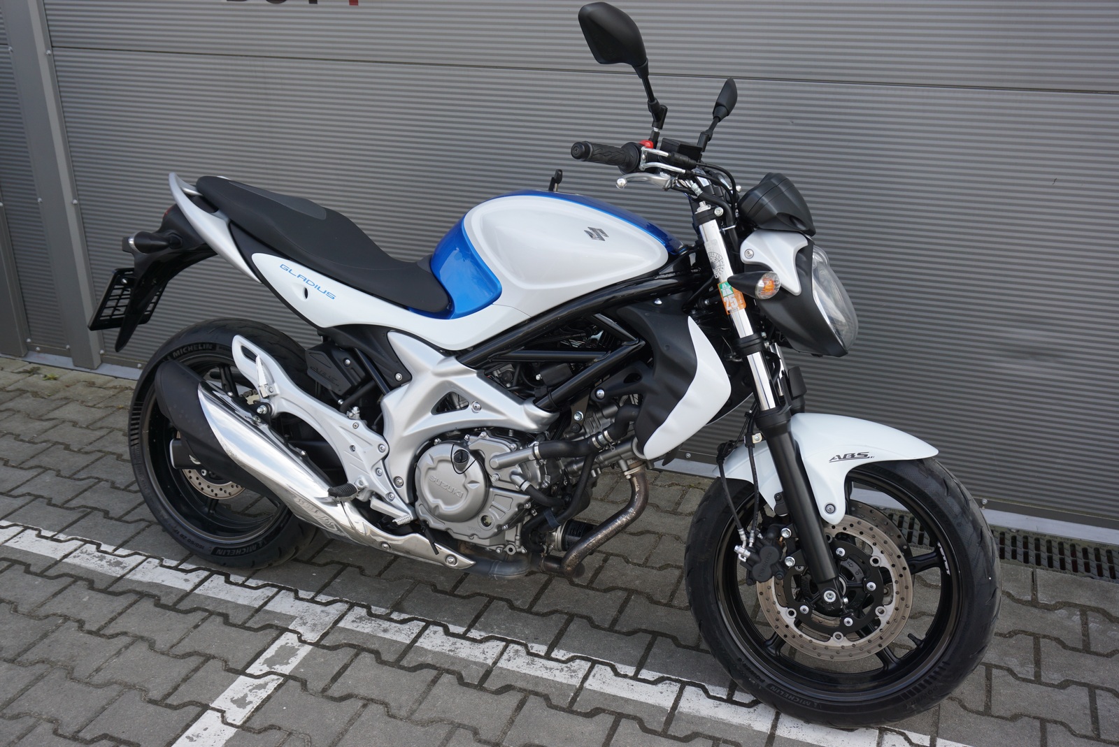 Suzuki Gladius 650 ABS