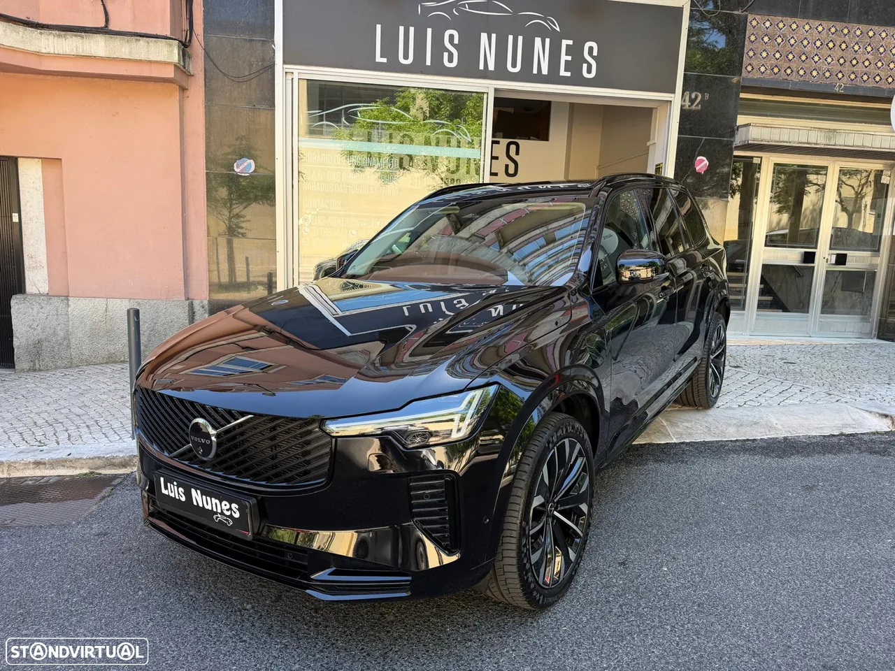 Volvo XC 90 T8 AWD Ultra Black Edition