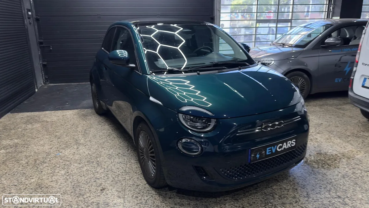 Fiat 500e 3 + 1 42kWh Icon