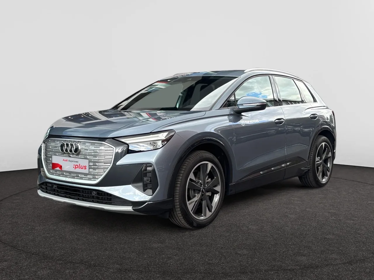 AUDI Q4 e-tron Corporate 45 e-tron 210,00 kW*Adaptivecruise*Zetelverwarming*Trekhaak*Leder*Camera