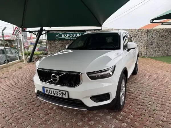 Volvo XC 40 2022 1.5 T3 Momentum Plus