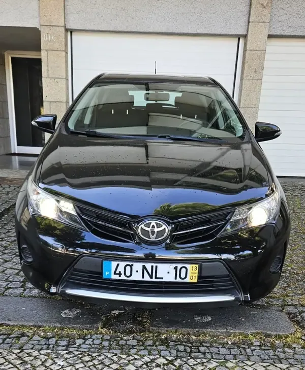 Toyota Auris 2013 1.4 D-4D AC