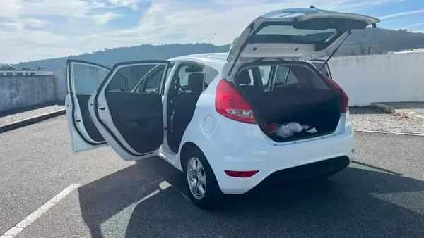Ford Fiesta 2013 1.6 TDCi Titanium
