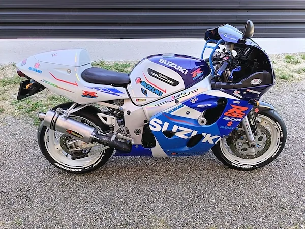 Suzuki gsxr 600 ! ca NOU