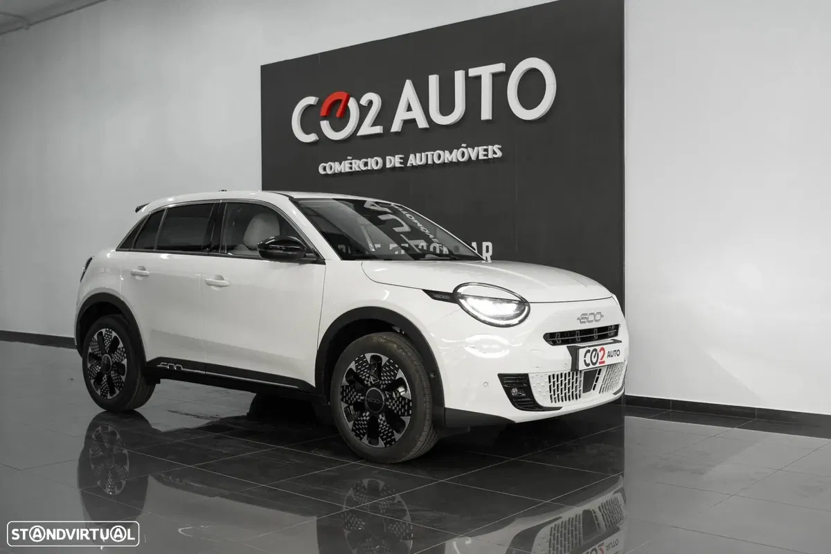 Fiat 600 1.2 Hybrid La Prima
