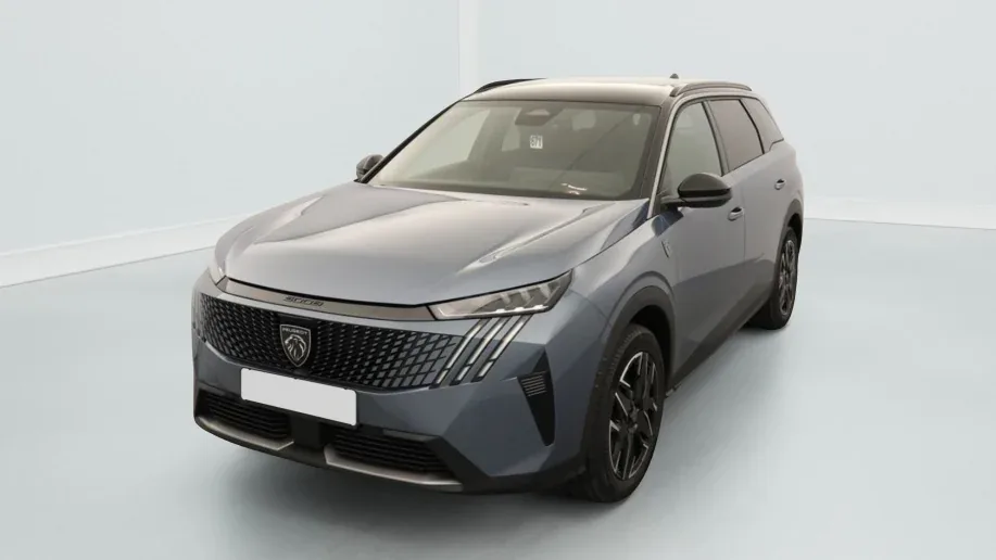 Peugeot 5008 Gt 1.2 HYBRID 145 Zéro km immatriculé
