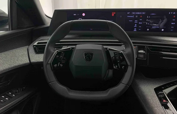 PEUGEOT - 5008 - 5008 1.2 Hybrid Allure e-DCS6